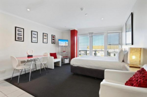 White Crystal 112, Hotham Heights